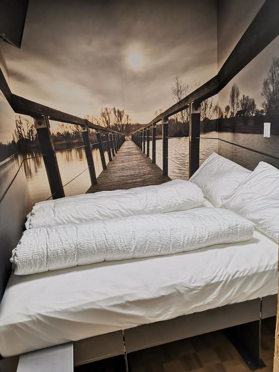 Boutique Hotel BS16 bevor Bern City Schüpfen Extérieur photo